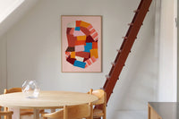 Atelier Cph(アトリエ・シーピーエイチ)は、デンマーク・コペンハーゲンを拠点とするデザインスタジオ兼アートブランドです。ミニマルで構築的なビジュアルを特徴とし、抽象アートやコラージュを中心としたアートポスターを多数手がけています。北欧デザインらしい洗練された感性とバランスの取れた構成美が魅力で、リビング、寝室、書斎、オフィスなど、あらゆる空間に調和と静けさをもたらします。幾何学的なモチーフを用いたアートは、ギャラリーウォールやモダンインテリアのアクセントにも最適。高品質な紙と印刷による仕上がりで、インテリアとしての完成度も高く評価されています。北欧アートポスター、現代アート、ミニマルデザイン、韓国インテリアなど、幅広いスタイルにマッチするスタイリッシュなアートを探している方におすすめです。