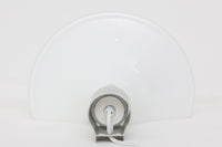 北欧より買い付けました。michael Bangを代表する「mandarin」の中で珍しい壁掛けタイプです。2展開のサイズ展開があった様ですが、こちらは大きいサイズの物。乳白色ガラスならではの優しい光が魅力的です。本製品には、取り付け部の下側にカバーがあるタイプとないタイプがありますが、こちらはアルミ部分に穴が開いており、そこをコードが通るデザインで、アルミにカバーがないタイプです。