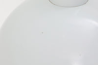 1970年代初頭にJo Hammerborgによってデザインされた「Bunker」です。3種類のサイズ展開があり、こちらの真ん中のmidiサイズです。金属に光沢のあるライトグレー色(ホワイトに近く淡いグレーです)で塗装されています。Fog & morup社が1980年代にLyskaer社に買収された後も「Bunker」の販売はあった様ですが、Fog & morup社の物とは形状が少し異なっています。こちらの照明は現地ディーラーよりFog & morup社で1970年代に作成された物と聞いております。