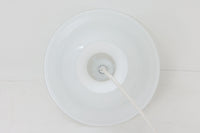 北欧より買い付けた、Holmgaard社製ビンテージランプです。「Bibliotek」シリーズです。デンマーク語で図書館という意味で厚みのあるオパールガラスが使用されており非常に高級感がございます。照明部分はデンマークを代表する照明メーカーFog & morup社によって作成されています。