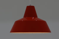 「The work shop lamp」です。Louis Poulsen社の定番ランプ。復刻品はアルミ製ですが、こちらはビンテージ品ならではの琺瑯&エナメルモデル。艶感が魅力的です。