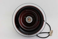 北欧で買い付けたHolmgaard(現Royal Copenhagen)社製のビンテージランプです。照明部分は、デンマークを代表する照明メーカーであるFog & morup社によって製造されました。1979年に発表された「Sonate」シリーズの一つで、通常はブラックですが、点灯時には深いパープルに変化し、当時のカタログでは「茄子色」として紹介されています。