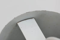 北欧より買い付けたペンダントランプです。シンプルな筒状の形状でお部屋を問わずご使用いただけます。Eila & John meilingデザインによる物です。