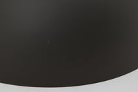 北欧照明を代表するArne JacobsenによってデザインされたAJロイヤルです。現行品と違いランプ下側にディフューザーは付属しません。4つのソケットがあり十分な明るさがございます。