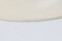 Verner PantonによってデザインされたPantop(パントップ)ペンダントライトです。パントンらしい丸みを帯びたフォルムです。現存するものが少なく希少なものです。