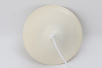 Verner PantonによってデザインされたPantop(パントップ)ペンダントライトです。パントンらしい丸みを帯びたフォルムです。現存するものが少なく希少なものです。