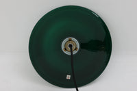 北欧より買い付けた、Holmgaard社製ビンテージランプです。Holmgaard社のペンダントライトの中でも人気の「P&T PENDEL」シリーズで内と外側の2層の色味が特徴的です。消灯&点灯時にそれぞれ違った表情を見せてくれる素敵なデザインです。