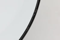 「The work shop lamp」です。Louis Poulsen社の定番ランプ。復刻品はアルミ製ですが、こちらはビンテージ品ならではの琺瑯&エナメルモデル。艶感が魅力的です。