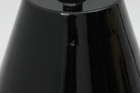 「The work shop lamp」です。Louis Poulsen社の定番ランプ。復刻品はアルミ製ですが、こちらはビンテージ品ならではの琺瑯&エナメルモデル。艶感が魅力的です。