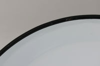 「The work shop lamp」です。Louis Poulsen社の定番ランプ。復刻品はアルミ製ですが、こちらはビンテージ品ならではの琺瑯&エナメルモデル。艶感が魅力的です。