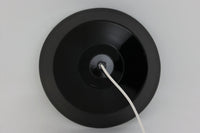 「The work shop lamp」です。Louis Poulsen社の定番ランプ。復刻品はアルミ製ですが、こちらはビンテージ品ならではの琺瑯&エナメルモデル。艶感が魅力的です。