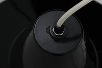 「The work shop lamp」です。Louis Poulsen社の定番ランプ。復刻品はアルミ製ですが、こちらはビンテージ品ならではの琺瑯&エナメルモデル。艶感が魅力的です。