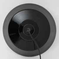 「The work shop lamp」です。Louis Poulsen社の定番ランプ。復刻品はアルミ製ですが、こちらはビンテージ品ならではの琺瑯&エナメルモデル。艶感が魅力的です。
