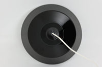 「The work shop lamp」です。Louis Poulsen社の定番ランプ。復刻品はアルミ製ですが、こちらはビンテージ品ならではの琺瑯&エナメルモデル。艶感が魅力的です。