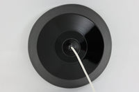 「The work shop lamp」です。Louis Poulsen社の定番ランプ。復刻品はアルミ製ですが、こちらはビンテージ品ならではの琺瑯&エナメルモデル。艶感が魅力的です。
