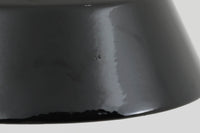 「The work shop lamp」です。Louis Poulsen社の定番ランプ。復刻品はアルミ製ですが、こちらはビンテージ品ならではの琺瑯&エナメルモデル。艶感が魅力的です。
