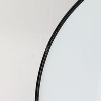 「The work shop lamp」です。Louis Poulsen社の定番ランプ。復刻品はアルミ製ですが、こちらはビンテージ品ならではの琺瑯&エナメルモデル。艶感が魅力的です。