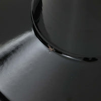 「The work shop lamp」です。Louis Poulsen社の定番ランプ。復刻品はアルミ製ですが、こちらはビンテージ品ならではの琺瑯&エナメルモデル。艶感が魅力的です。