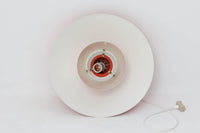 北欧より買い付けた、Louis Poulsen社製「PH4」ビンテージ品です。長年愛されているPH5と並ぶ名作照明です。希少なオレンジカラーです。