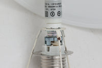 北欧より買い付けたHolmgaard社製のヴィンテージランプです。mandarinシリーズの中でも大型な、直径30cmのLサイズモデルとなります。乳白色のガラスが美しく、清潔感が漂います。リビングやダイニングの空間にぴったりの存在感を持ちながらも、北欧デザインならではのシンプルさが、さまざまなインテリアスタイルに調和します。