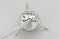 北欧より買い付けたHolmgaard社製のヴィンテージランプです。mandarinシリーズの中でも大型な、直径30cmのLサイズモデルとなります。乳白色のガラスが美しく、清潔感が漂います。リビングやダイニングの空間にぴったりの存在感を持ちながらも、北欧デザインならではのシンプルさが、さまざまなインテリアスタイルに調和します。こちらの商品は入荷時より、電球ソケットの取り付け金具に同じHolmegaard社の「TIVOLI」シリーズのものが使用されています。使用時には外側から見えない部分であり、使用には問題ございませんが、ご了承くださいませ。