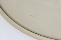 デンマークから買い付けました。1977年のFog & morup社のカタログにも掲載されている「Silhuet」です。真鍮塗装を施された有機的な形状のアルミニウムシェードが特徴です。