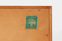 デンマークから仕入れた「Borge mogensen」デザインのサイドボードです。デンマークの名工、Soborg社によって製作されました。チーク材を本体に、オーク材を脚部に使用したデザインで、異なる素材の組み合わせはデンマーク家具らしく、飽きのこないシンプルさが魅力です。コンパクトで置く場所を選ばず、使い勝手も非常に良好です。