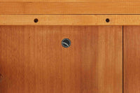 美しい木目のオーク材で作られたデンマーク製のビンテージダイニングテーブルです。シンプルでありながら北欧らしい洗練されたデザインが魅力で、エクステンション機能により天板を伸長して大人数にも対応可能です。天板を閉じた状態では直径のある円形テーブルとして、拡張時には楕円形になり広々とご使用いただけます。丸みを帯びた天板のエッジと先細りの脚が軽やかで、どんな空間にも調和します。Danish Controlの刻印も確認でき、品質の高さが伺える逸品です。北欧モダンな空間演出におすすめの一台です。