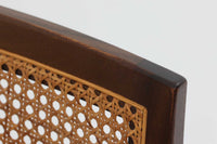 北欧より買い付けました。Illum WikkelsoによってデザインされたPlexus Chairです。マホガニー材とラタンの組み合わせが上品で美しく、日本のお部屋にも良く合う落ち着いた色味です。