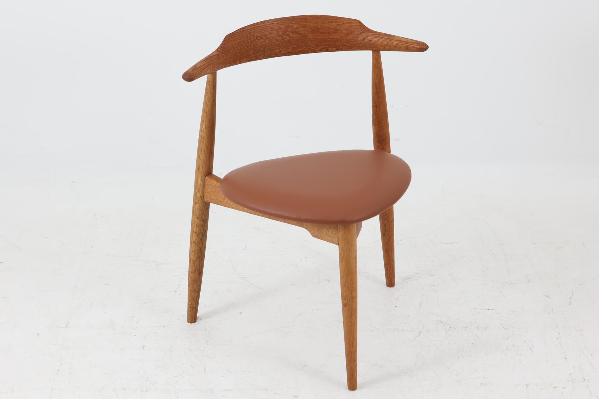 DK17140_2.jpg?v=1744876820