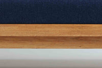 Poul m. Voltherによるデイベッドは、機能的で美しいデザインが特徴のビンテージ家具です。ソファとしての使用だけでなく、背もたれを倒すとリラックスできるベッドとしても使用できるため、用途に応じて柔軟に使えます。良質なオーク材が使用されたフレームとスラット構造が安定感を与え、クッション内部にはスプリングが内包されており、快適な座り心地と寝心地を提供してくれます。