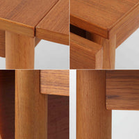 バタフライ式の半円天板と中央拡張板2枚を備えたエクステンションダイニングテーブルは、最大幅2520mmで8人でもゆったり囲めるサイズ感が魅力です。滑らかな金属レール構造により拡張もスムーズで、コンパクトな状態から広々とした食卓へ柔軟に変化します。温かみあるチーク材の質感と端正なデザインが調和した、北欧ビンテージ家具らしい実用性と美しさを兼ね備えた一台です。