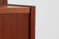 スウェーデンより買い付けました。Breox mobler社で作成された物で、良質なチーク材が使用されています。