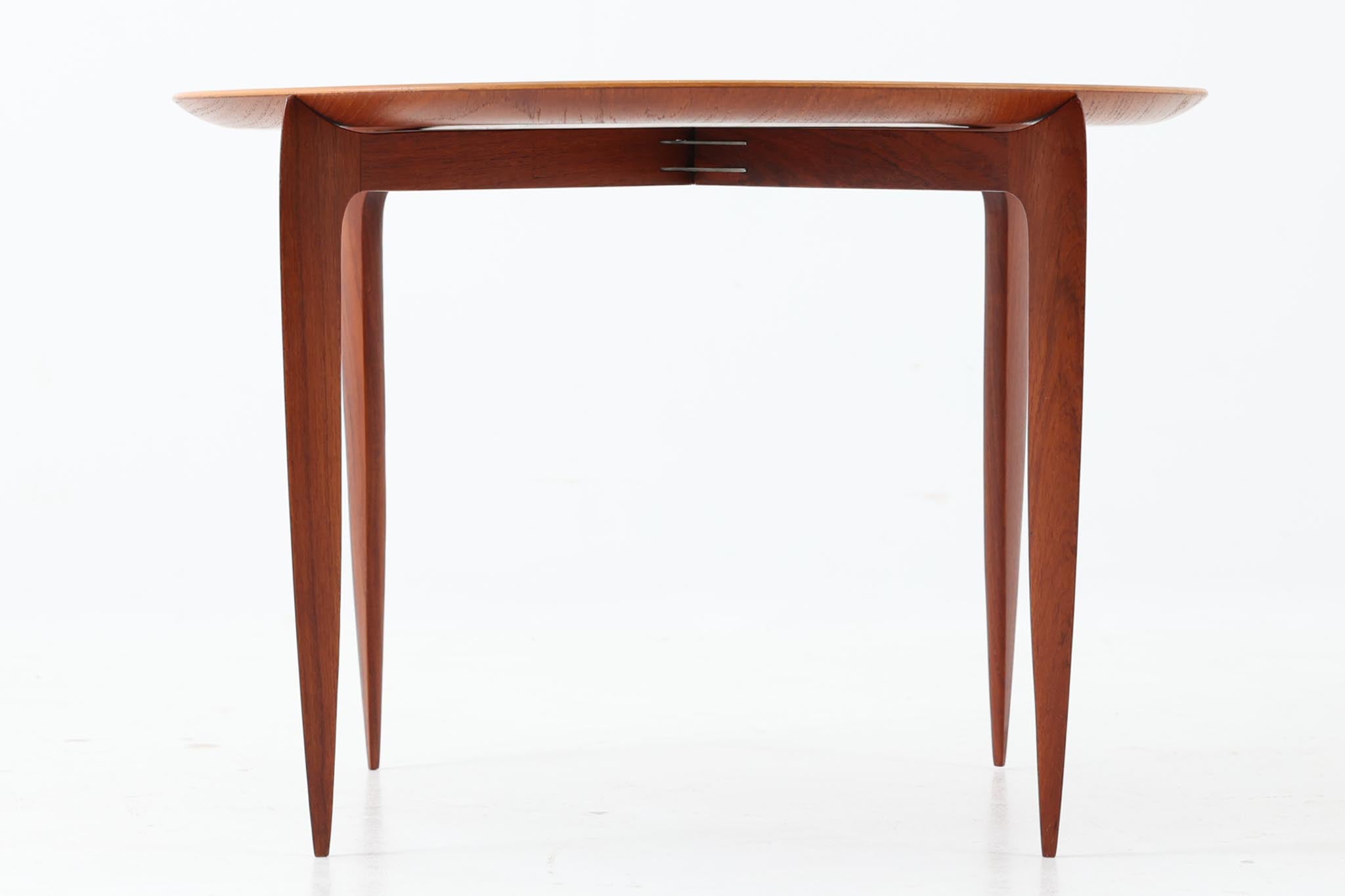 Fritz Hansen(フリッツ・ハンセン) トレイテーブル チーク材 Hans 
