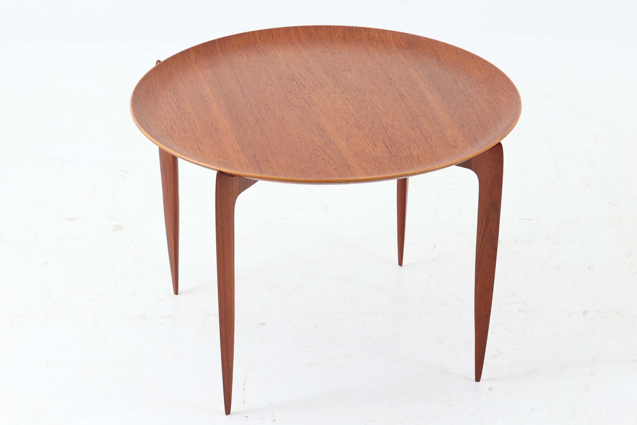 Fritz Hansen(フリッツ・ハンセン) トレイテーブル チーク材 Hans 