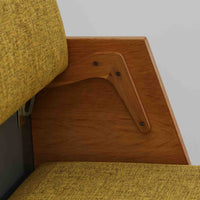 Hans J. WegnerがGetamaのために手掛けたGE258デイベッド。オーク材の端正な木肌と角脚による直線的で静かな佇まいが美しく、無駄を削ぎ落とした構造美にウェグナーらしい機能性が宿ります。背もたれを倒すことでベッドとしても使用できる実用的な設計で、ソファとしてリビングに置くのはもちろん、書斎やゲストルームでの簡易ベッドとしても活躍。経年により深まった木味とGetamaらしい堅牢なつくりが、北欧ビンテージならではの存在感と希少性を感じさせる一台です。