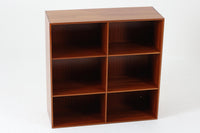 北欧より買い付けた「mogens Koch」によってデザインされたブックシェルフです。キャビネットやシェルフを組み合わせて使用するためにデザインされた物で、デンマーク家具最高峰のユニットシェルフと言われています。良質なマホガニー無垢材が使用されています。