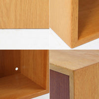 Borge Mogensenがデザインし、Karl Andersson社により製造されたこちらのディスプレイシェルフは、チーク材とオーク材のコントラストが美しいスウェーデン製の北欧ビンテージ家具です。上部はオープン構造で5段の棚が左右に配されており、書籍や器、小物のディスプレイに最適で、下部にはスライド扉収納も備え実用性にも優れています。幅135cmと存在感のあるサイズながら、直線的で端正な佇まいが空間に凛とした印象を与える一台です。