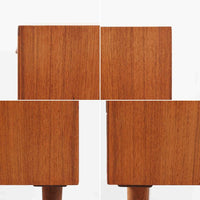 カイ・クリスチャンセンが手掛け、フェルドバレス・モーベルファブリック社によって製作された4段チェストは、北欧ビンテージらしい端正な佇まいと高い実用性を兼ね備えた一台です。良質なチーク材を用いた本体は、木目の美しさが前面に表れ、半円状に削り出された取手や細身のテーパードレッグが、全体に軽やかで洗練された印象を与えています。引き出しは深さにゆとりがあり収納力も十分で、衣類や小物の整理に最適です。経年変化によって深みを増したチークの色合いが空間に温もりを添え、リビングや寝室、書斎など幅広いシーンで主役として活躍します。