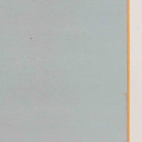 Alvar AaltoがデザインしArtek社より製造されたこちらのダイニングテーブルは、天板に落ち着いたグレートーンのリノリウム、脚部に美しい木肌のバーチ材を用いた北欧モダンデザインの名作で、L字型に曲げられた脚部がアアルトらしい柔らかな造形美を感じさせます。幅120cmの使い勝手のよいサイズ感で、ダイニングやワークスペースにもしっくりと馴染み、天板裏面には脚の付け替え跡が見られ、アアルト製品が多く採用されていたデンマークの公共施設で丁寧に使用されていた個体です。機能美と素材感のバランスに優れた一台です。