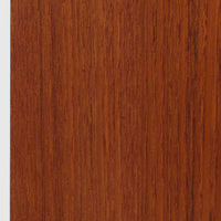 デンマーク製のサイドチェストで、温かみのあるチーク材を用いた北欧ビンテージらしい佇まいが魅力です。上段のオープンスペースは読みかけの本や小物の収納に便利で、下段の引き出しにはアイコン的な丸型取手があしらわれ、シンプルな中にも愛嬌のあるアクセントを添えています。細く伸びたテーパードレッグが軽やかな印象を与え、ベッドサイドやソファ横のサイドテーブルとしても活躍。経年変化による深い色艶が空間に上質な雰囲気をもたらすビンテージ家具です。