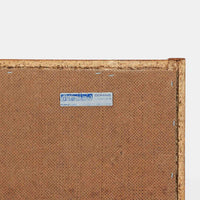 Domino Moblerが製作したデンマーク製ボードです。オーク材の明るく穏やかな木目を活かした端正なフレームです。引き戸構造により省スペースで使いやすく、内部には棚板を備え日用品や書類、食器などをすっきりと収納可能。幅122cmのバランスの取れたサイズ感で、リビングやダイニングのサイドキャビネットとしても活躍します。経年で味わいを増した木肌が空間に温もりと北欧ビンテージらしい趣を添える一品です。