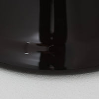 北欧より買い付けた、ホルムガード社製(現Royal Copenhagen)ビンテージランプです。照明部分はデンマークを代表する照明メーカーFog & Morup社によって作成されています。Holmegaard 社のペンダントライトの中でも人気の「P&T PENDEL」シリーズで内と外側の2層の色味が特徴的です。消灯&点灯時にそれぞれ違った表情を見せてくれる素敵なデザインです。