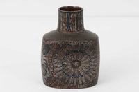 ロイヤルコペンハーゲン社製、BACAシリーズのフラワーベースです。