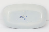 ロイヤルコペンハーゲン社製、Beth Breyenデザイン、Teneraシリーズのトレイです。こちらは希少なアルミニア窯産のものになり1969年頃より前に作られたお品となります。