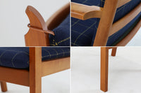 GETAmA社で作製された『GE284』です。HansJ.Wegnerデザインですが、1984年と比較的近年にデザインされており、GETAmA社の熟練工の高齢化や家具作成の機械化によって、よりシンプルな形状が好まれた頃の作品です。フレームには良質なビーチ材が使用されており、経年により濃くなった色味が魅力的です。現行品の販売もある人気の作品です。非常にシンプルなフォルムで、長くお使いいただけると思います。