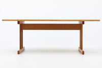 Borgemogensenデザインのセンターテーブルです。デンマークを代表するFredericia社によって作成された物で、良質なオーク無垢材が贅沢に使用されています。