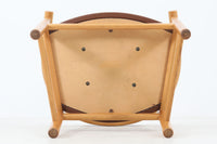 1975年にDFDSフェリー社の豪華客船のためにデザインされた、PP52アームチェアです。ザ・チェアのリ・デザインであり、現行品でも販売があるスタンダードモデルです。フレームは良質なオーク材が使用されています。