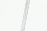 北欧より買い付けました。ArneJacobsenデザインの「Tチェア」です。正しく座れる様に子供用にデザインされています。現在は生産されていない為ビンテージ品のみ入手可能です。チーク材のモデルです。座面裏カバーは新品のプラスチックカバーに変更されています。