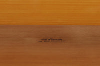 Borgemogensenデザインのダイニングテーブルです。良質なビーチ無垢材が使用されておりシンプルなデザインながらも大変美しいテーブルに仕上がっています。